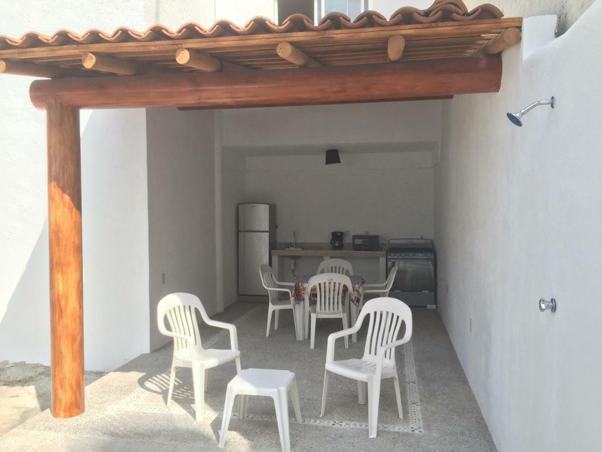 Departamentos Lalo Apartment Zihuatanejo Exterior photo